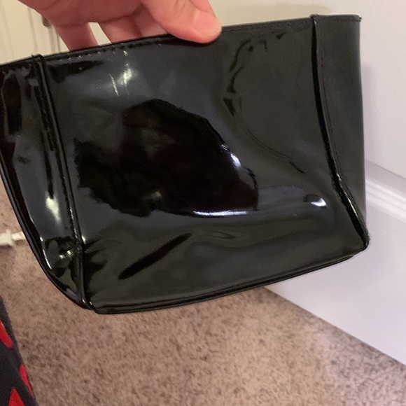 YSL beauty-glossy cosmetic BAG - Picture 5 of 11